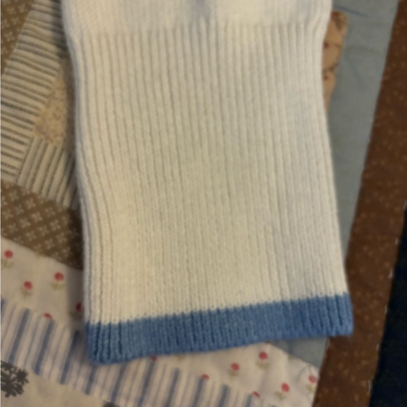 Sweater - Picture 4 of 5